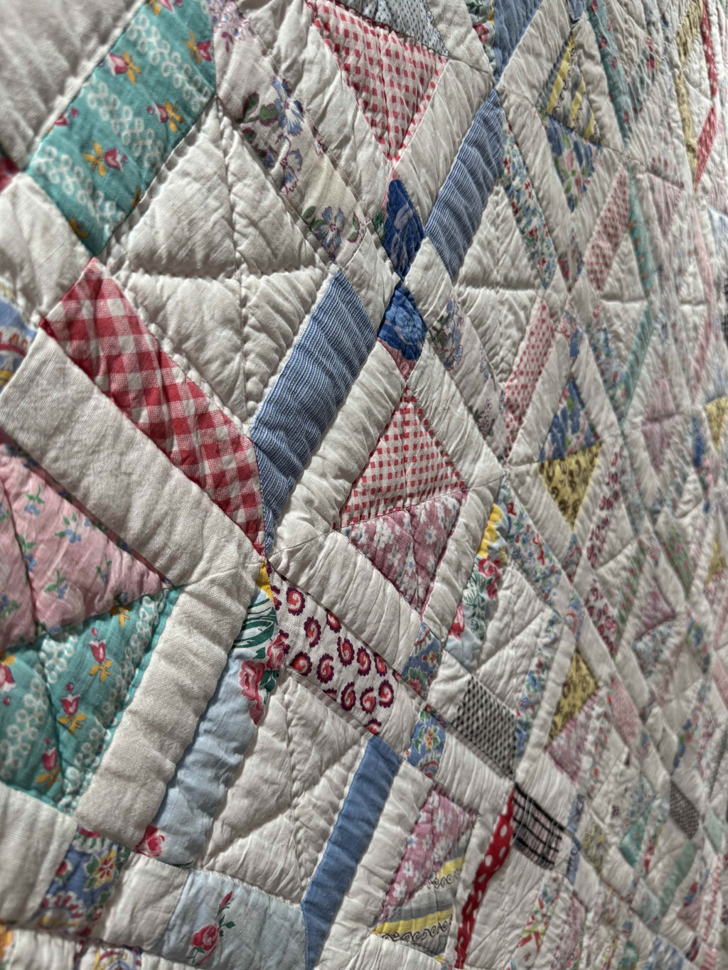 Vintage Quilt Betty's Delight