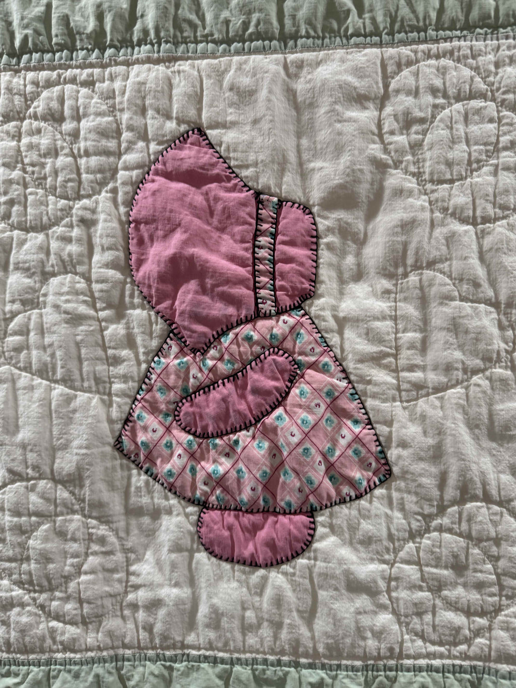 Vintage Quilt Sunbonnet Sue