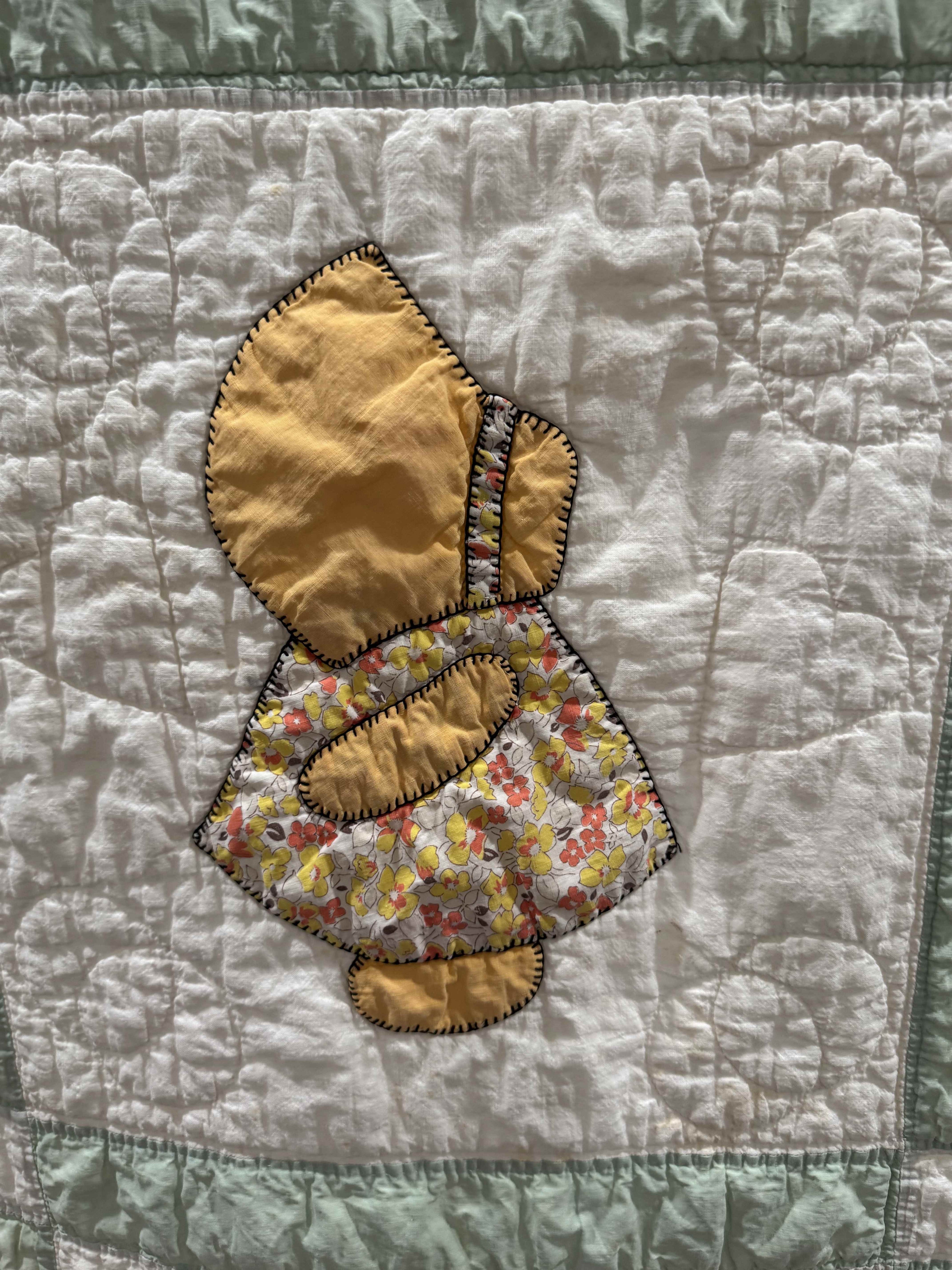 Vintage Quilt Sunbonnet Sue