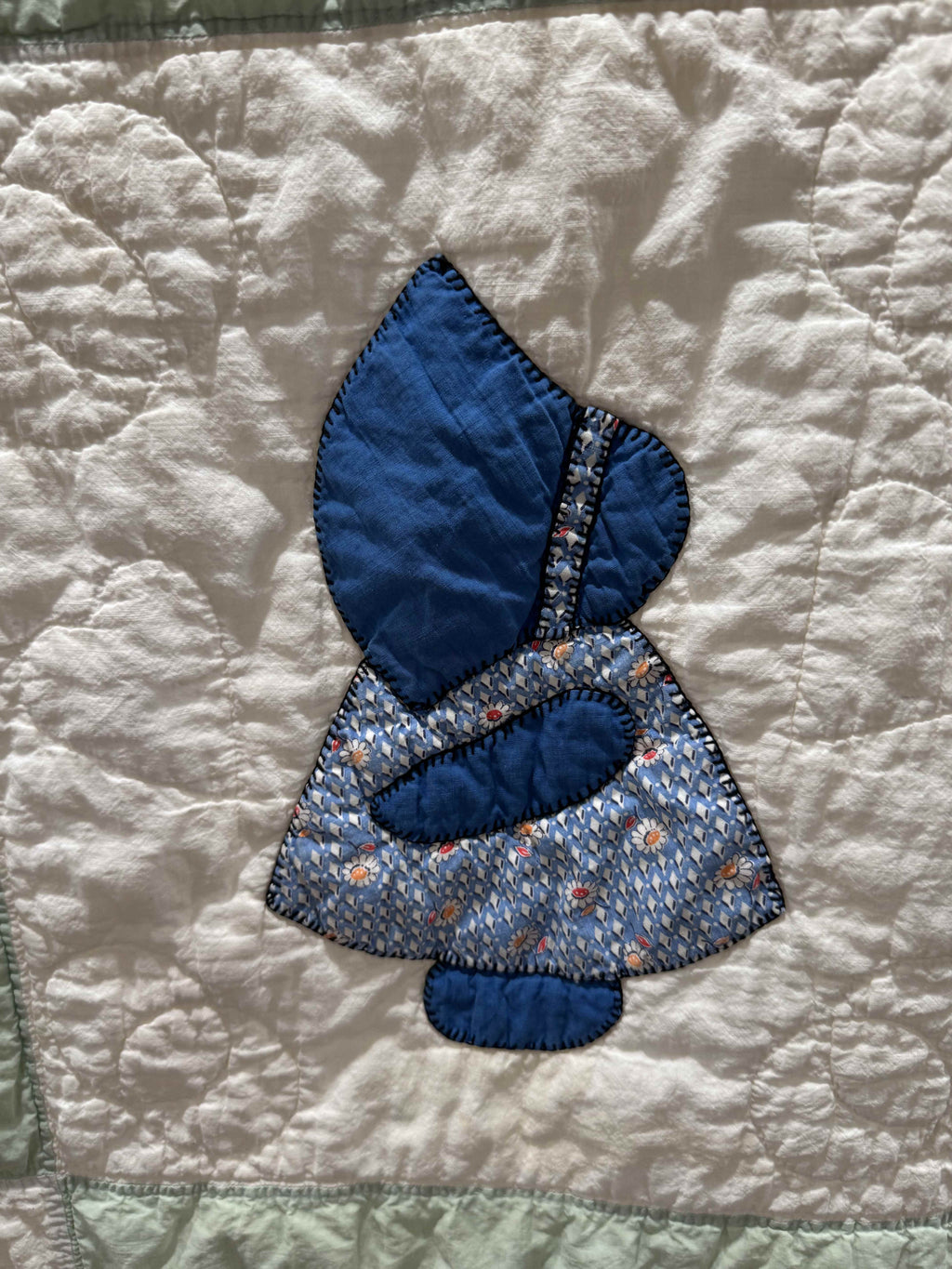 Vintage Quilt Sunbonnet Sue