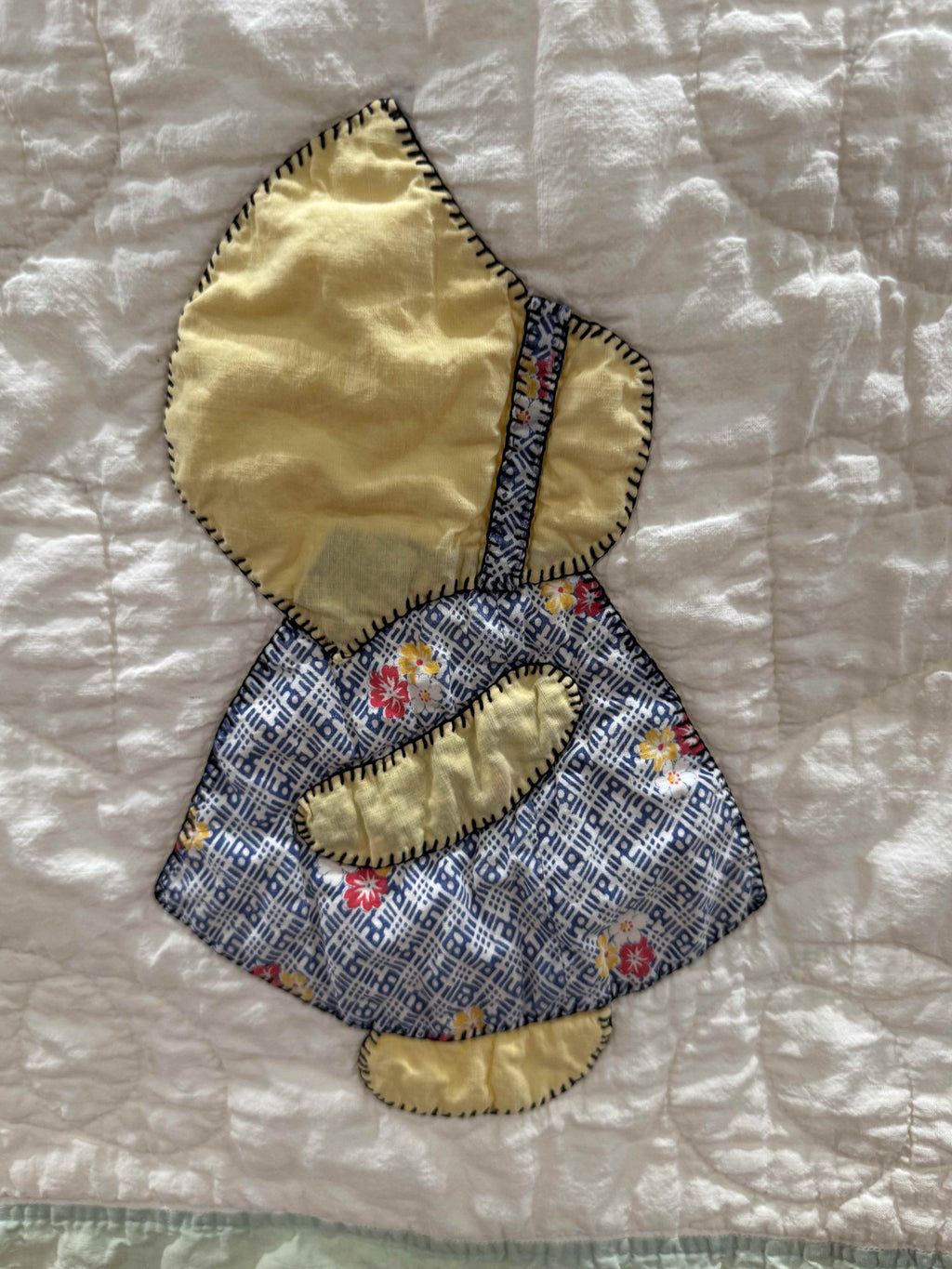 Vintage Quilt Sunbonnet Sue