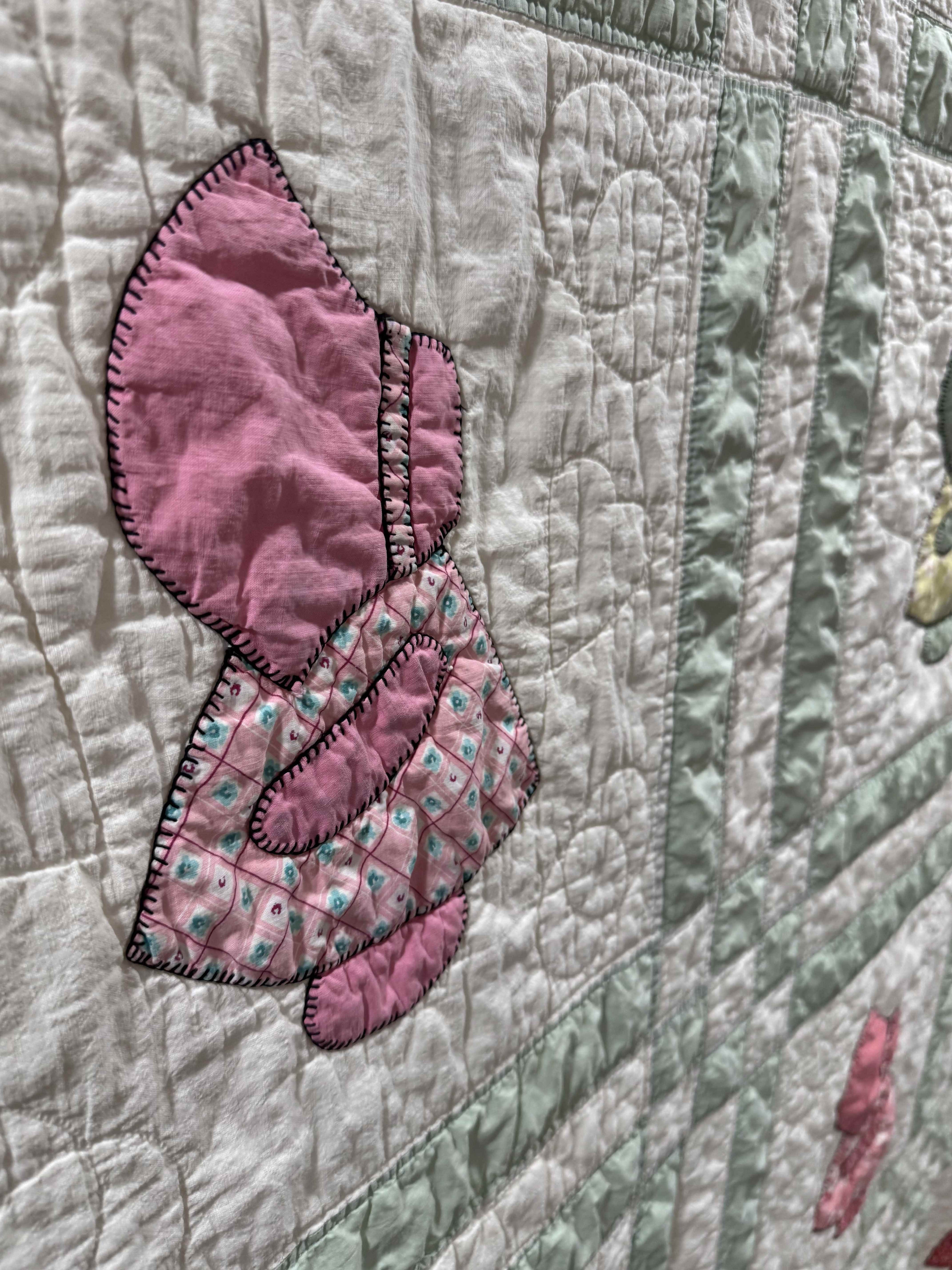 Vintage Quilt Sunbonnet Sue