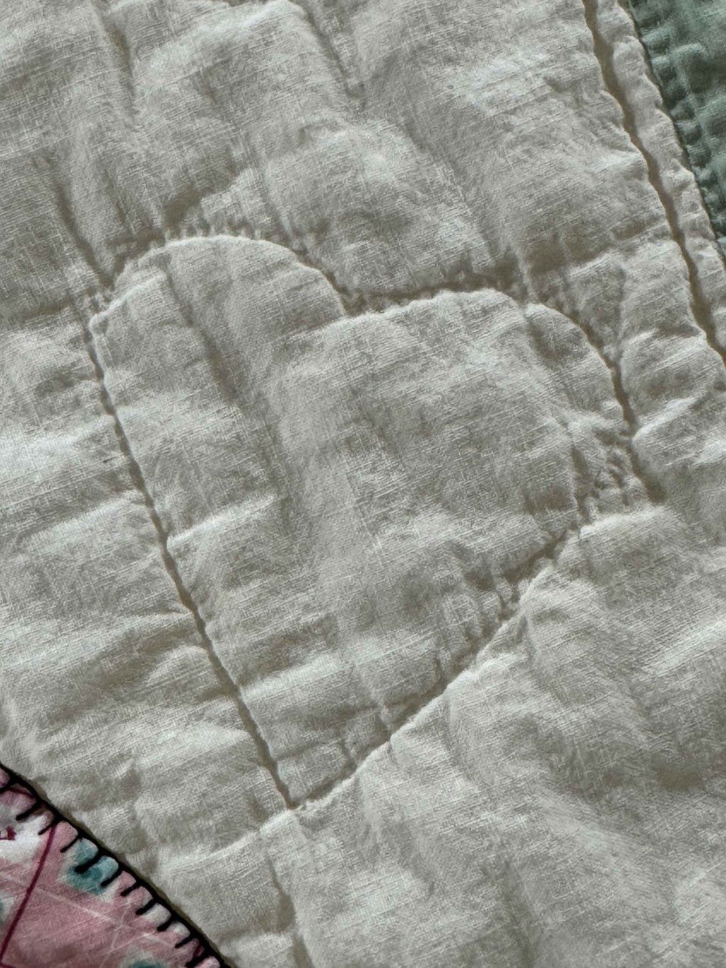 Vintage Quilt Sunbonnet Sue