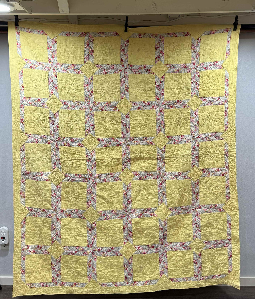 **SOLD** Vintage Quilt Lattice Yellow **SOLD**