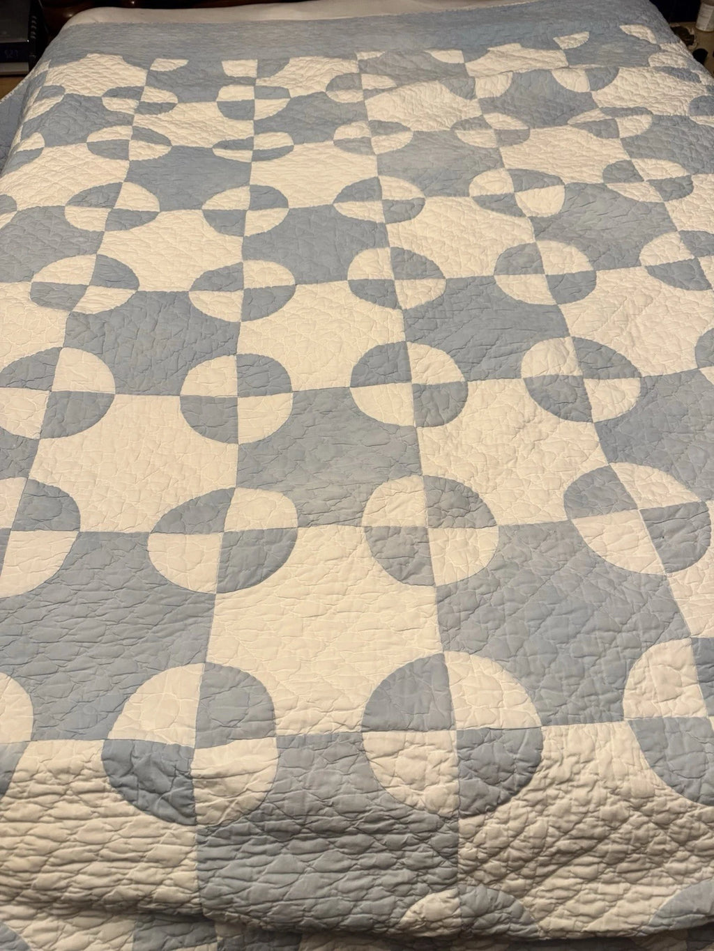**SOLD** Vintage Old Mill Wheel Quilt **SOLD**