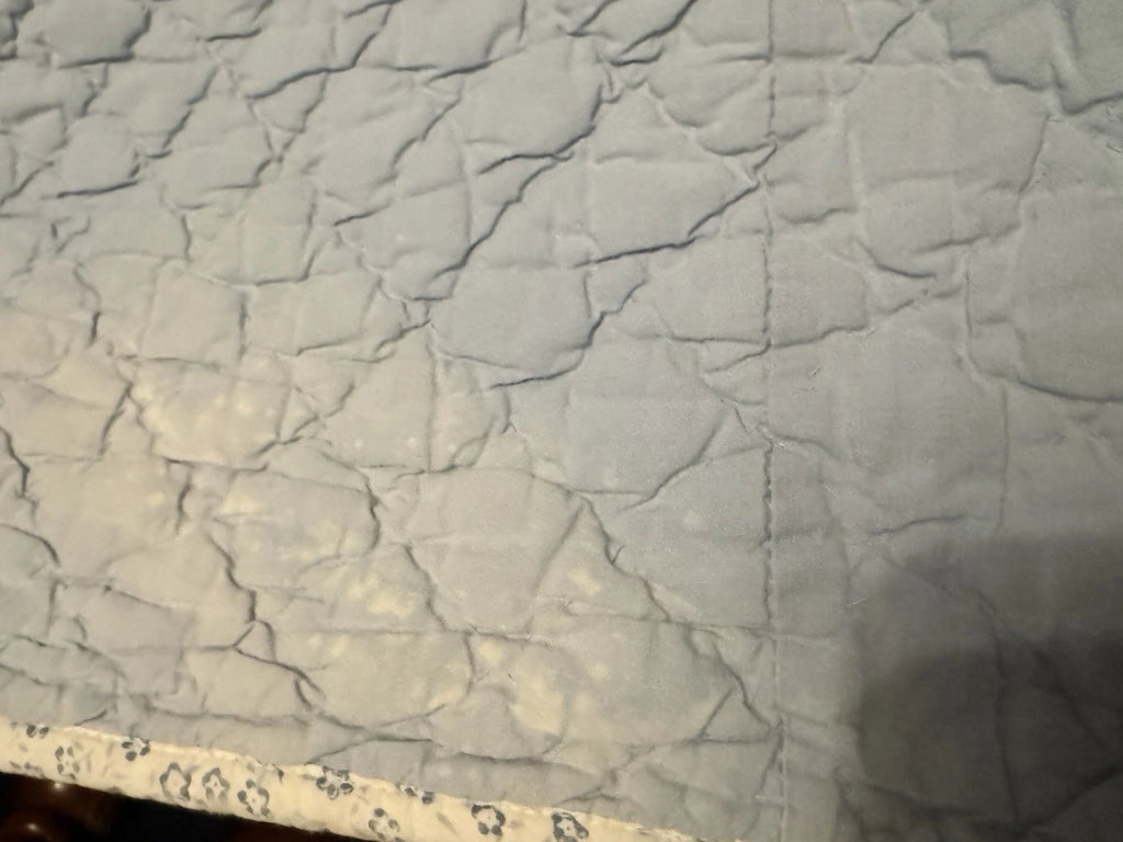 **SOLD** Vintage Old Mill Wheel Quilt **SOLD**