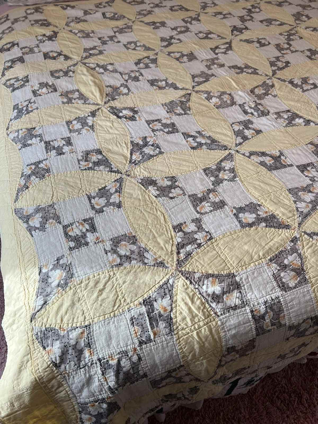 Vintage Quilt Glorified Nine Patch Yellow