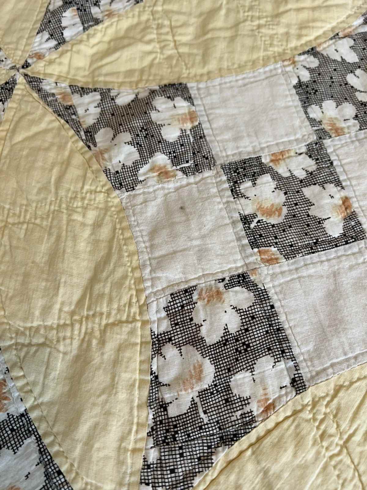 Vintage Quilt Glorified Nine Patch Yellow