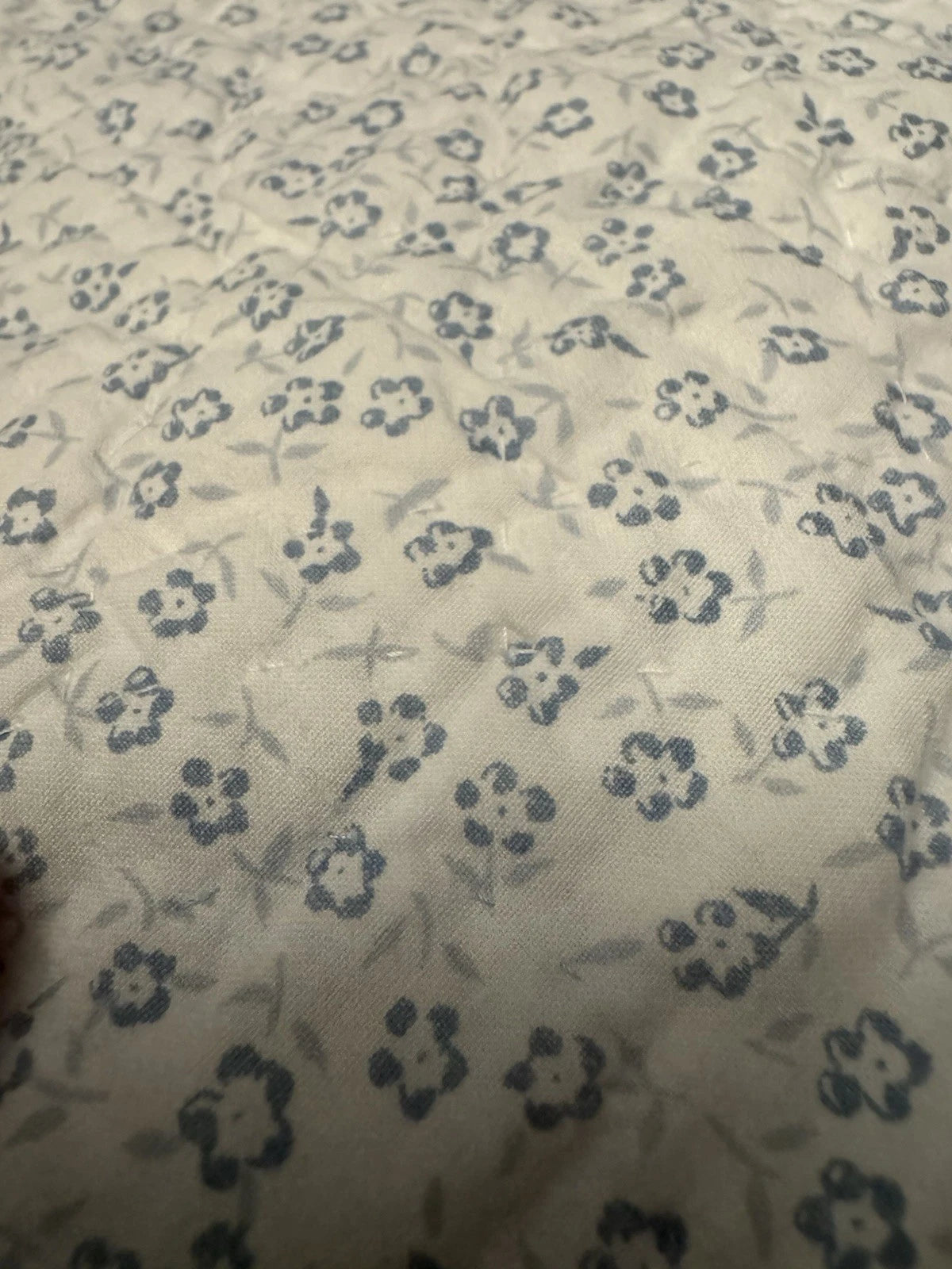 **SOLD** Vintage Old Mill Wheel Quilt **SOLD**